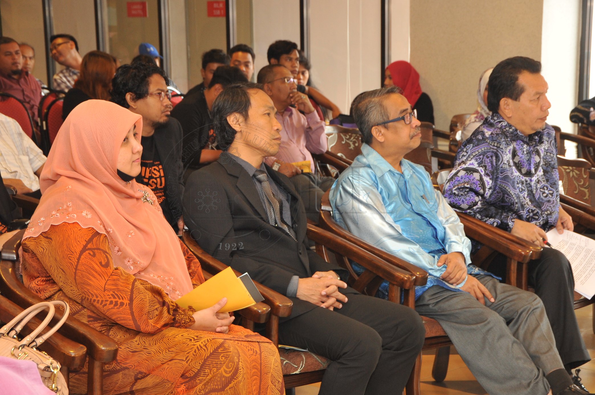 PRO 14 45 THAKSIN PRO 5728